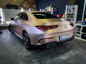 Auto po wykonanym detailingu w studiu Warszawski Błysk