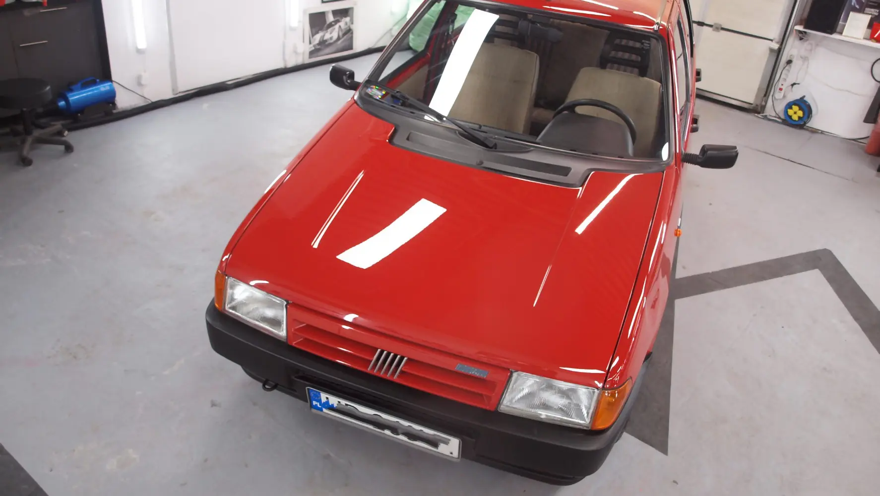 Fiat Uno po polerowaniu lakieru w studiu detailingowym